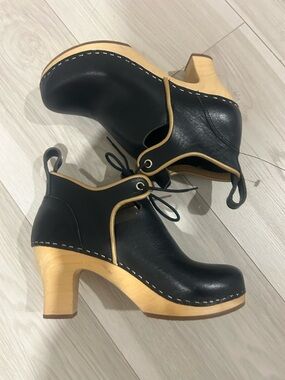 Swedish Hasbeen Leather Lace-Up Clog Heels with Natural Wood Sole